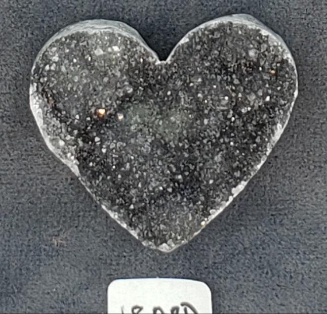 Medium Amethyst Cluster Hearts - CRYSTAL LIGHT ELEMENTS 