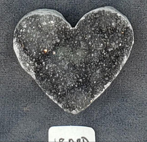 Medium Amethyst Cluster Hearts - CRYSTAL LIGHT ELEMENTS 